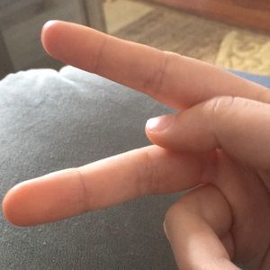 Meet your Posher, Chloe